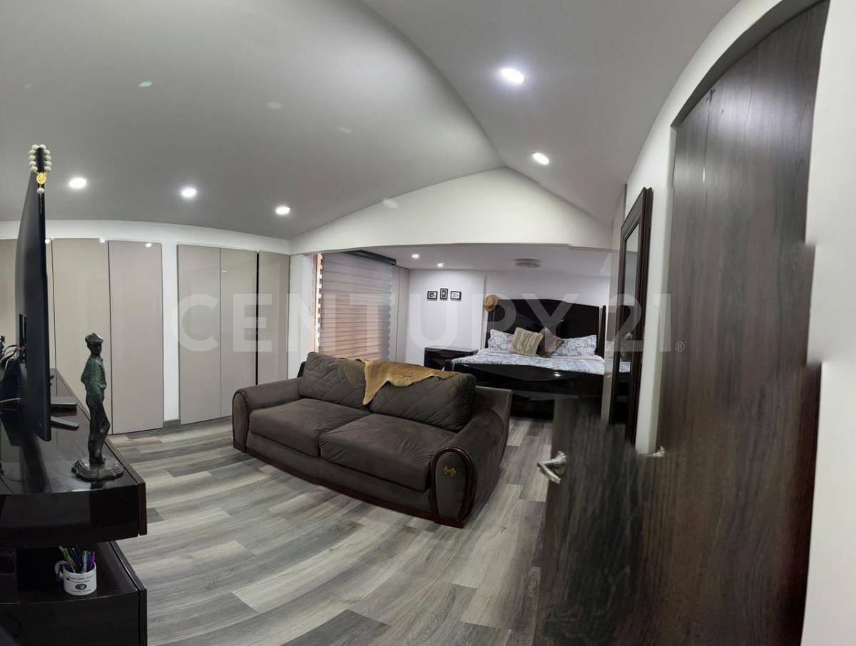 Casa en venta en Las Villas, Bogotá · foto 10 de 24