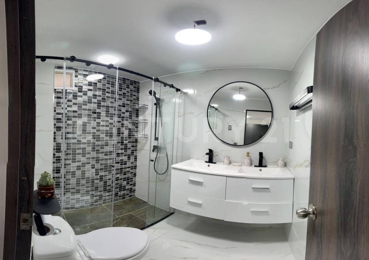Casa en venta en Las Villas, Bogotá · foto 18 de 24