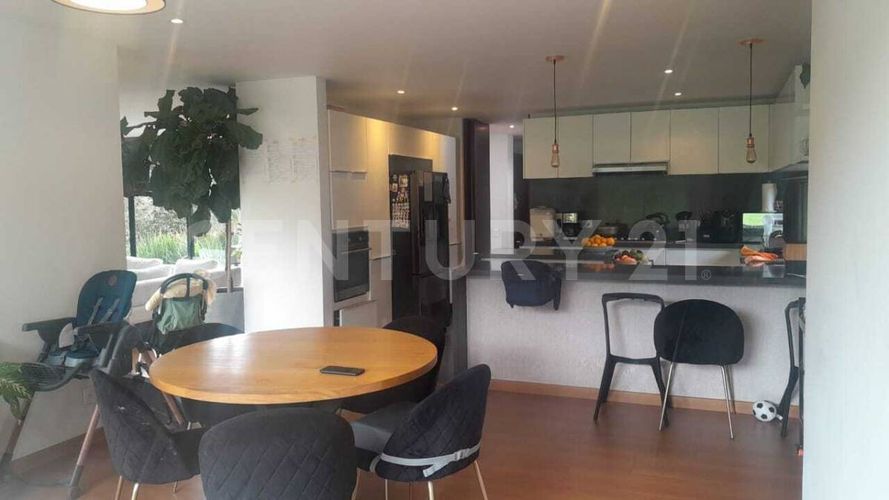 Casa de 4 alcobas en venta en Santa Isabel, La Calera, 337 m² · foto 4 de 14