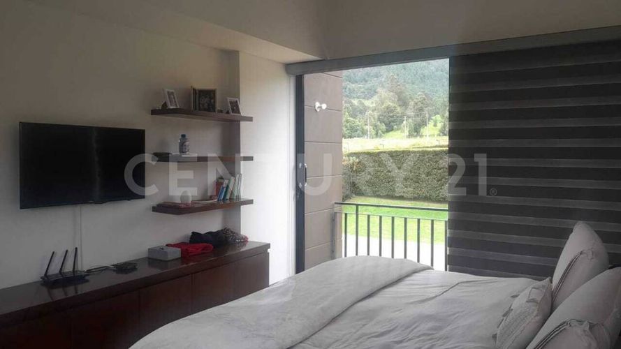 Casa de 4 alcobas en venta en Santa Isabel, La Calera, 337 m² · foto 13 de 14