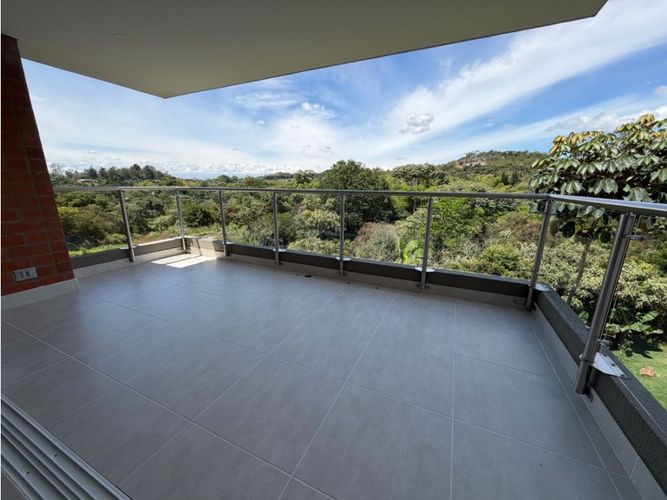 Apartamento de 2 alcobas en venta en Bochalema, Jamundí, 98 m² · foto 2 de 14