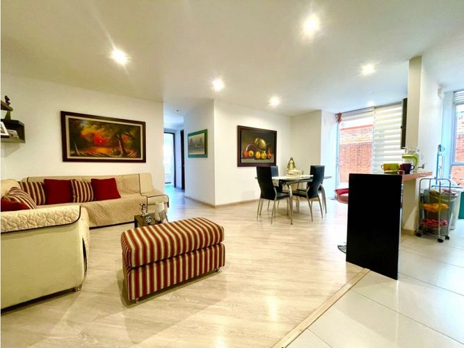 Apartamento de 2 alcobas en venta en Santa Barbara, Bogotá, 78 m² · foto 6 de 24