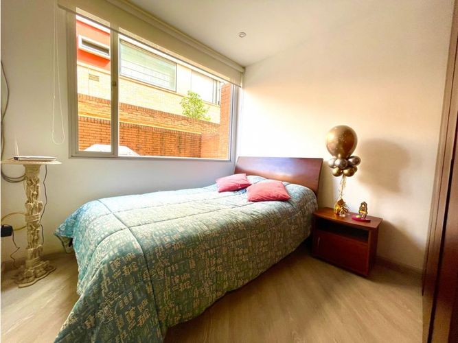 Apartamento de 2 alcobas en venta en Santa Barbara, Bogotá, 78 m² · foto 13 de 24