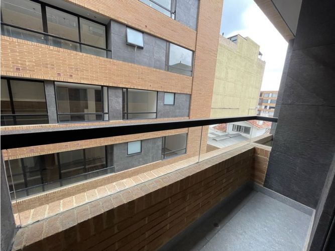 Apartamento de 3 alcobas en venta en San Patricio, Bogotá, 127 m² · foto 8 de 19