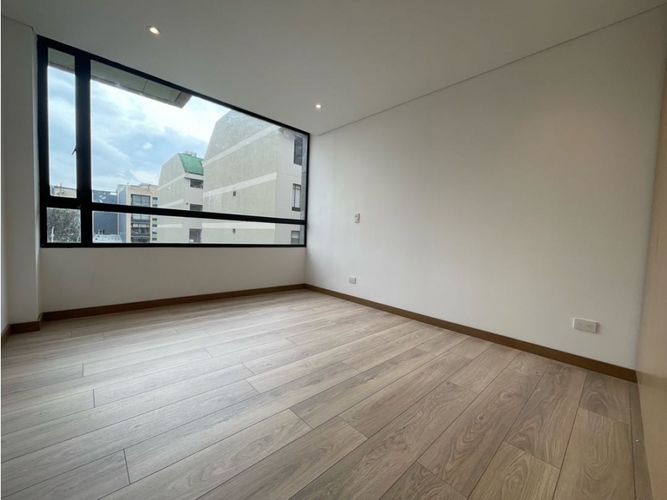 Apartamento de 3 alcobas en venta en San Patricio, Bogotá, 127 m² · foto 12 de 19