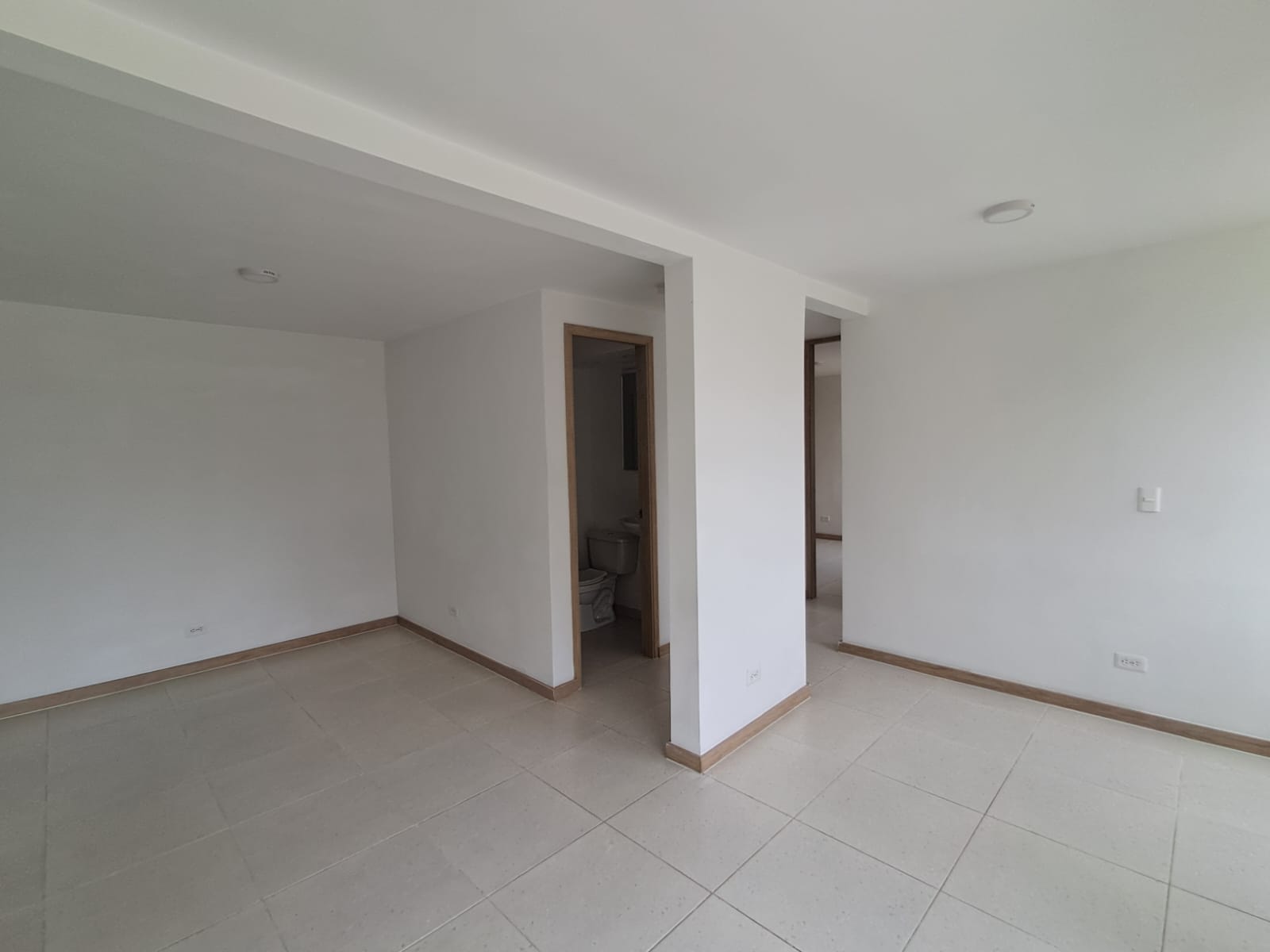 Apartamento en arriendo en Centro, Rionegro · foto 4 de 12