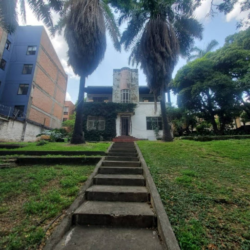Casa en Arriendo en San fernando viejo, Cali