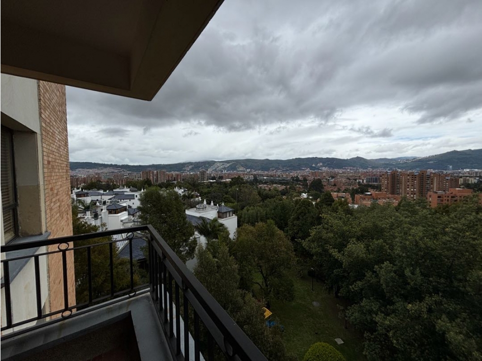 Apartamento en venta en Gratamira, Bogotá · foto 8 de 22