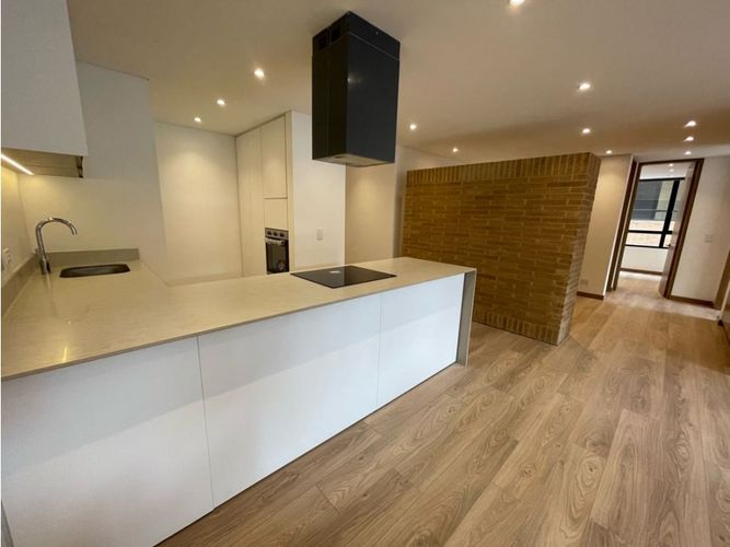 Apartamento de 2 alcobas en venta en San Patricio, Bogotá, 116 m² · foto 3 de 22