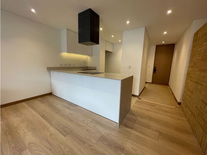 Apartamento de 2 alcobas en venta en San Patricio, Bogotá, 116 m² · foto 4 de 22