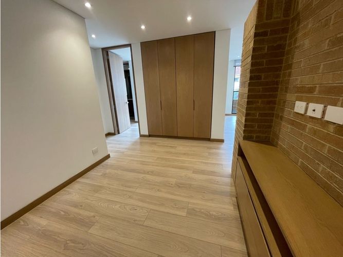 Apartamento de 2 alcobas en venta en San Patricio, Bogotá, 116 m² · foto 8 de 22