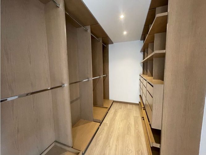 Apartamento de 2 alcobas en venta en San Patricio, Bogotá, 116 m² · foto 14 de 22