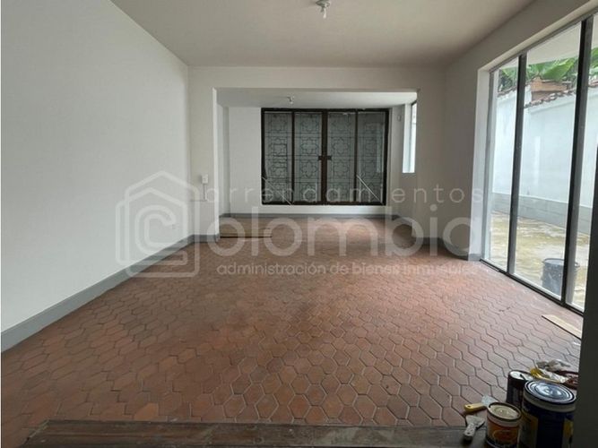 Casa de 8 alcobas en venta en La Aguacatala, Medellín, 315 m² · foto 5 de 24