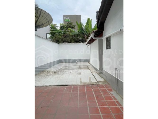Casa de 8 alcobas en venta en La Aguacatala, Medellín, 315 m² · foto 7 de 24
