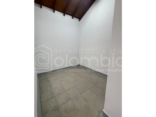 Casa de 8 alcobas en venta en La Aguacatala, Medellín, 315 m² · foto 11 de 24