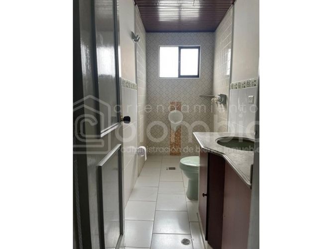 Casa de 8 alcobas en venta en La Aguacatala, Medellín, 315 m² · foto 20 de 24