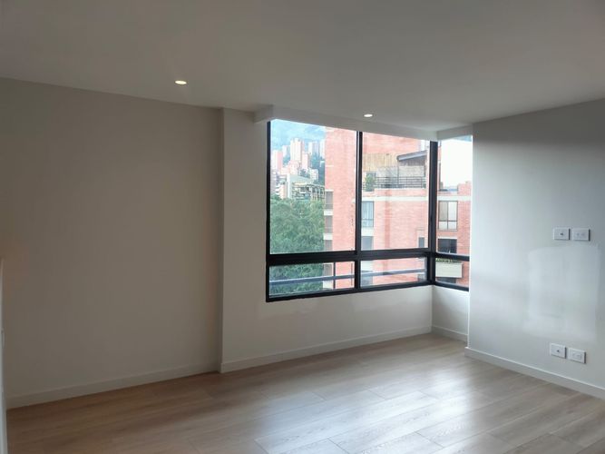 Apartamento de 3 alcobas en venta en El Poblado, Medellín, 320 m² · foto 16 de 18