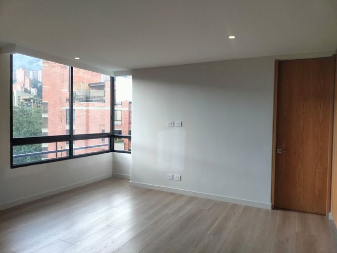 Apartamento de 3 alcobas en venta en El Poblado, Medellín, 320 m² · foto 5 de 18