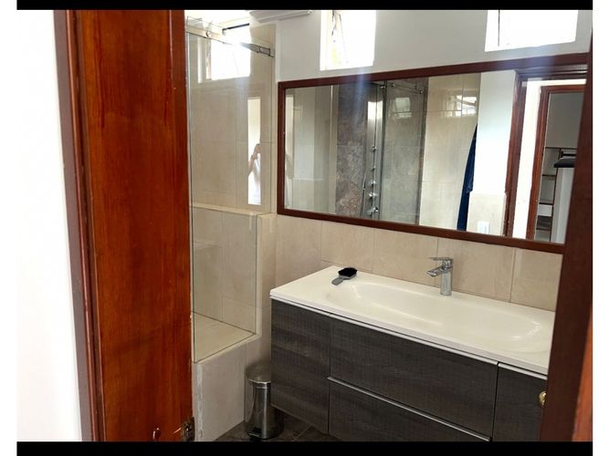 Apartamento de 4 alcobas en venta en San Lucas, Medellín, 200 m² · foto 9 de 24
