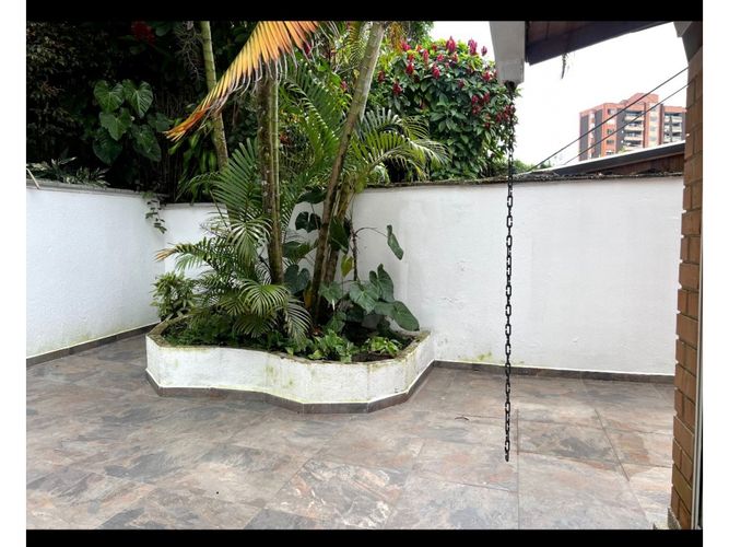 Apartamento de 4 alcobas en venta en San Lucas, Medellín, 200 m² · foto 14 de 24