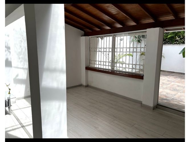 Apartamento de 4 alcobas en venta en San Lucas, Medellín, 200 m² · foto 18 de 24