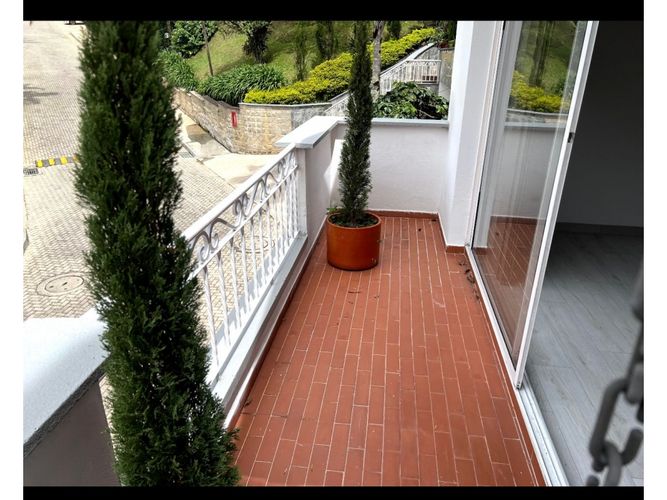 Apartamento de 4 alcobas en venta en San Lucas, Medellín, 200 m² · foto 19 de 24