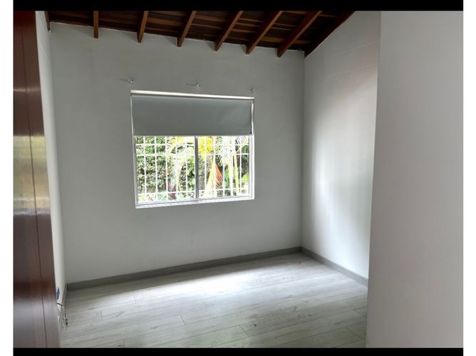 Apartamento de 4 alcobas en venta en San Lucas, Medellín, 200 m² · foto 23 de 24