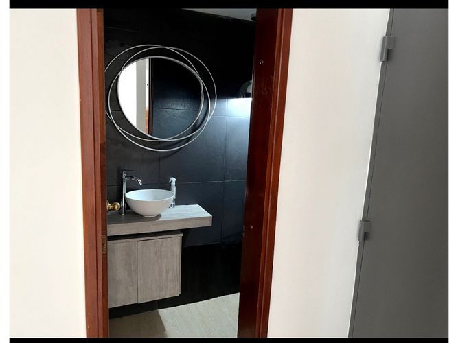 Apartamento de 4 alcobas en venta en San Lucas, Medellín, 200 m² · foto 24 de 24