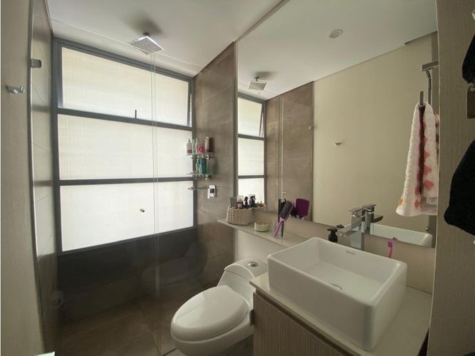 Apartamento de 4 alcobas en venta en Loma Del Chocho, Envigado, 164 m² · foto 17 de 24