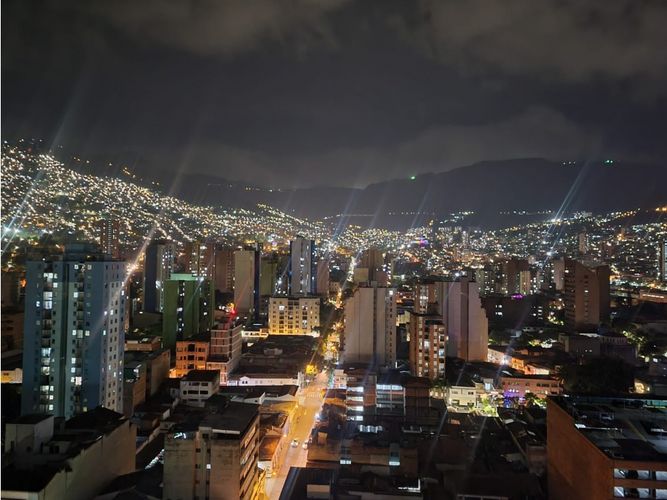 Apartamento de 6 alcobas en venta en Villa Nueva, Medellín, 258 m² · foto 18 de 20