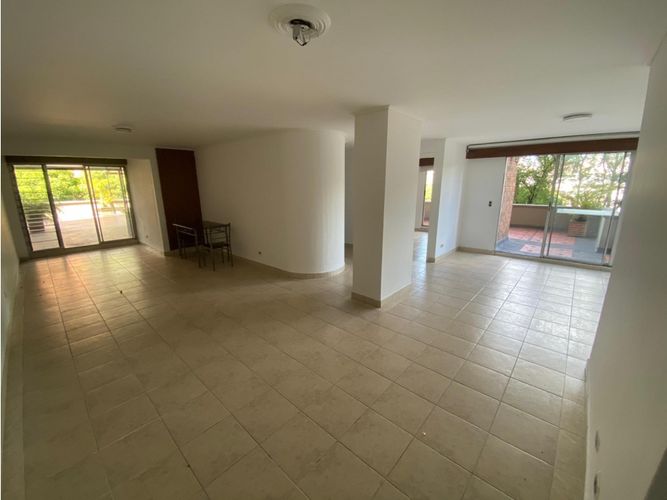 Apartamento en venta en Suramericana, Medellín · foto 2 de 19