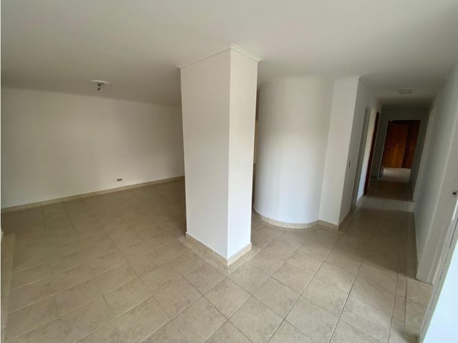 Apartamento en venta en Suramericana, Medellín · foto 4 de 19