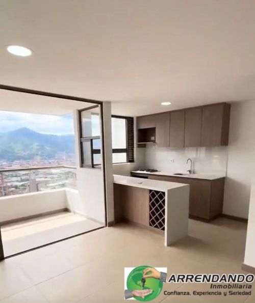 Apartamento de 3 alcobas en arriendo en Las Lomitas, Sabaneta, 74 m² · foto 6 de 14
