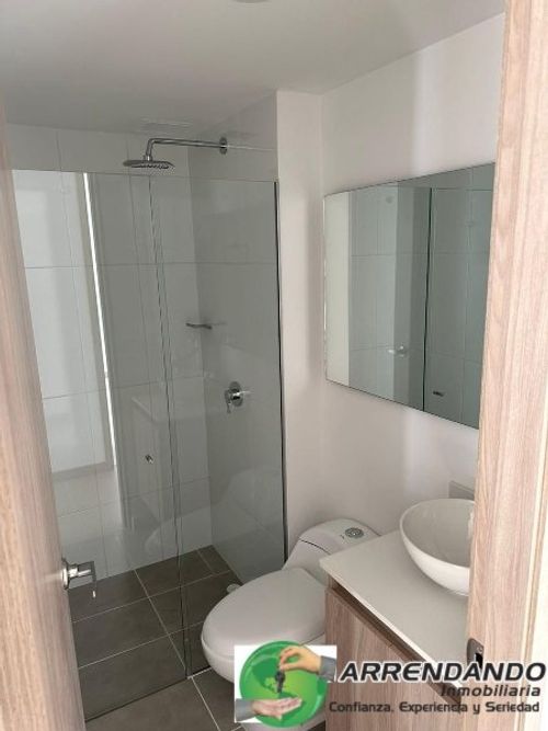 Apartamento de 3 alcobas en arriendo en Las Lomitas, Sabaneta, 74 m² · foto 13 de 14