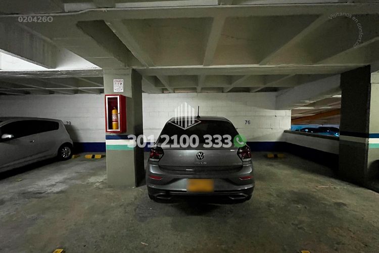 Oficina en arriendo en La Aguacatala, Medellín, 105 m² · foto 20 de 21