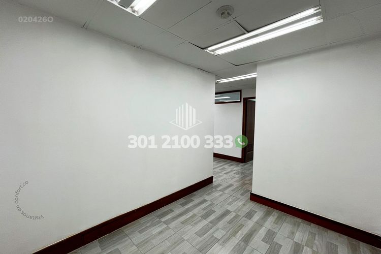 Oficina en arriendo en La Aguacatala, Medellín, 105 m² · foto 7 de 21