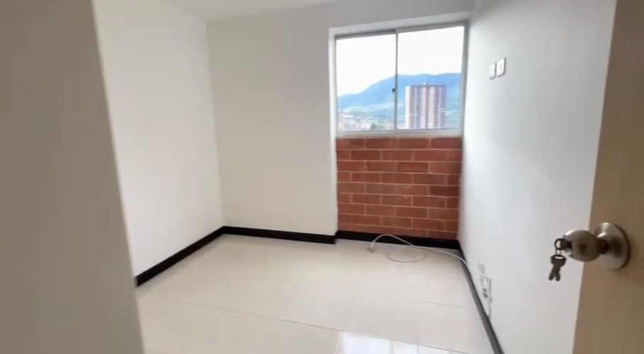 Apartamento en venta en Suramerica, Itagüí · foto 11 de 24
