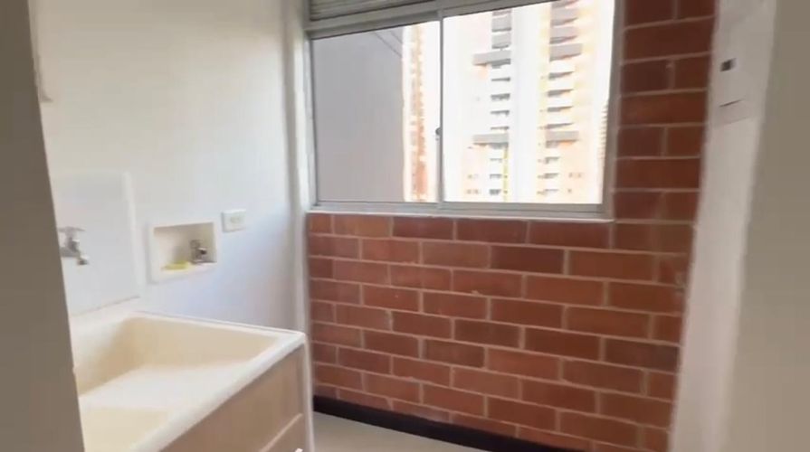 Apartamento en venta en Suramerica, Itagüí · foto 6 de 24