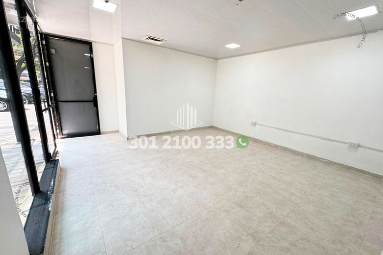 Oficina en arriendo en Milla De Oro, Medellín, 57 m² · foto 2 de 12