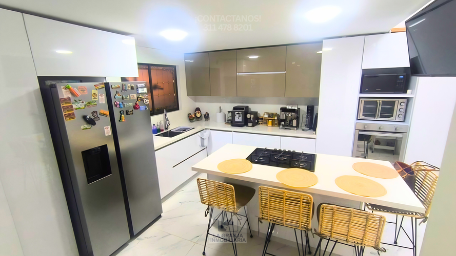 Casa de 4 alcobas en venta en Centro Historico, Chía, 213 m² · foto 11 de 24