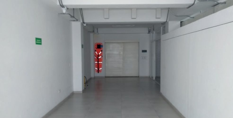 Edificio en venta en San Fernando Nuevo, Cali, 358 m² · foto 3 de 16