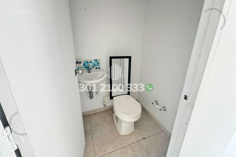 Oficina en arriendo en Milla De Oro, Medellín, 57 m² · foto 12 de 12