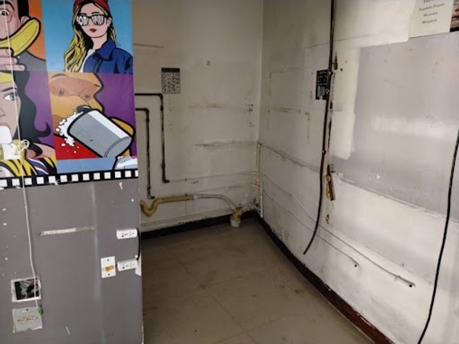Local en arriendo en Guayaquil, Medellín, 8 m² · foto 4 de 5