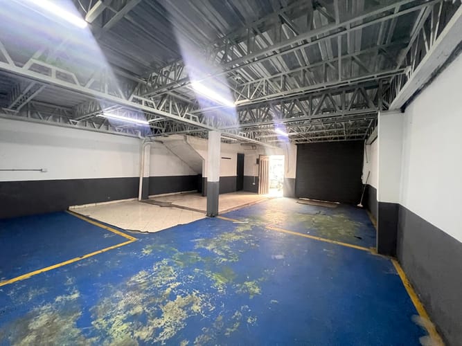 Bodega en arriendo en Cristo Rey, Medellín, 200 m² · foto 7 de 20