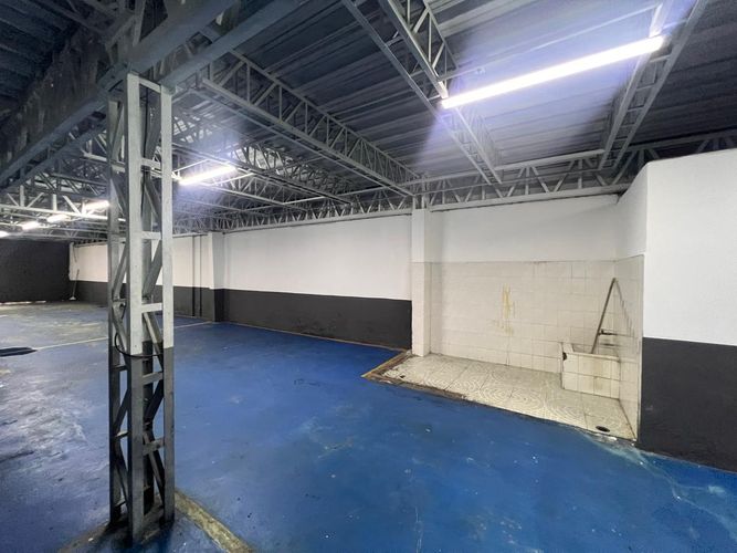 Bodega en arriendo en Cristo Rey, Medellín, 200 m² · foto 12 de 20