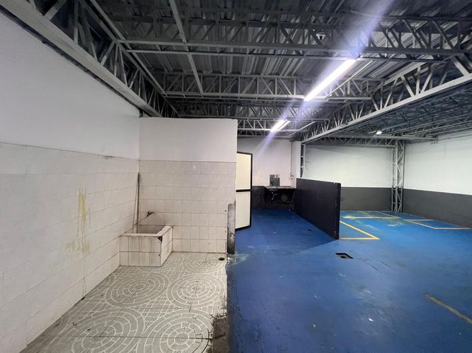 Bodega en arriendo en Cristo Rey, Medellín, 200 m² · foto 15 de 20