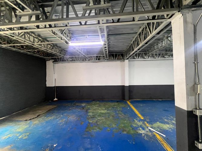 Bodega en arriendo en Cristo Rey, Medellín, 200 m² · foto 16 de 20