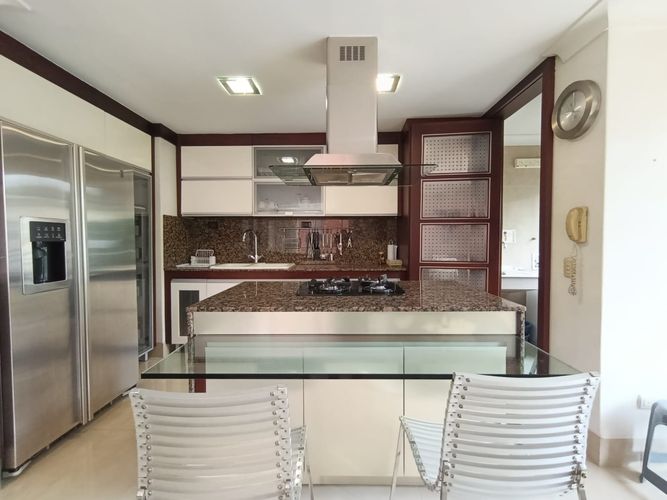 Apartamento de 2 alcobas en arriendo en El Poblado, Medellín, 106 m² · foto 9 de 20