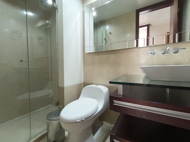 Apartamento de 2 alcobas en arriendo en El Poblado, Medellín, 106 m² · foto 16 de 20