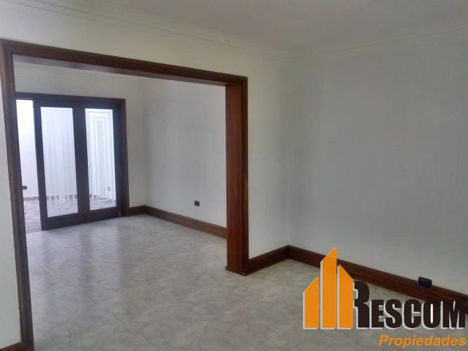 Local en arriendo en Los Colores, Medellín, 380 m² · foto 5 de 24